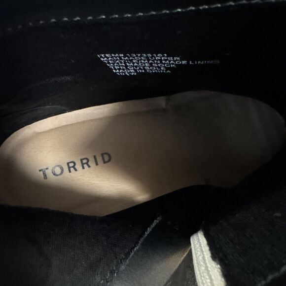 Torrid Block Heel Booties Size 10.5 Wide Snake Skin Side Zip Chunky Heel Pointed - Picture 8 of 12